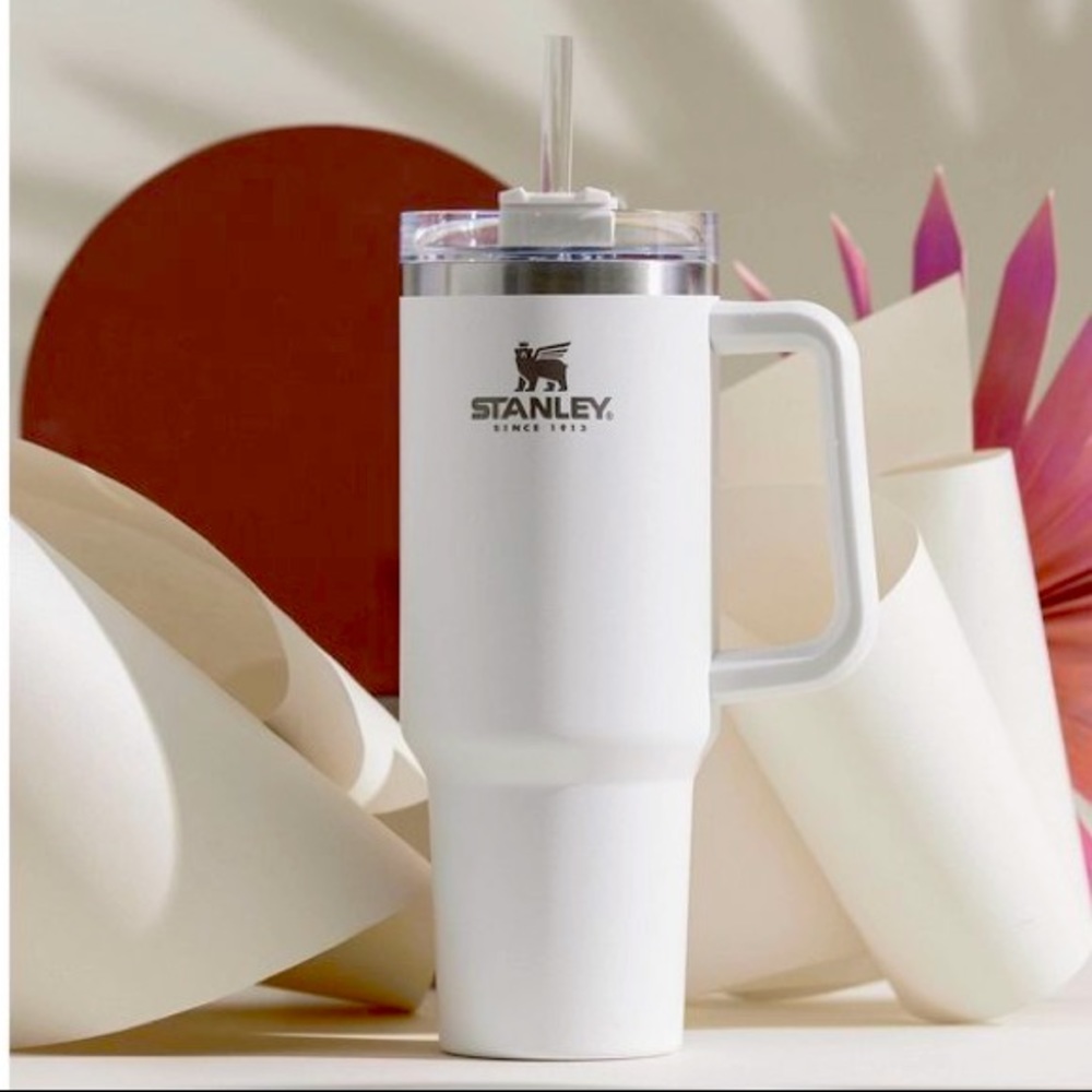 ❗️SOLD❗️Stanley Adventure Quencher Travel Tumbler